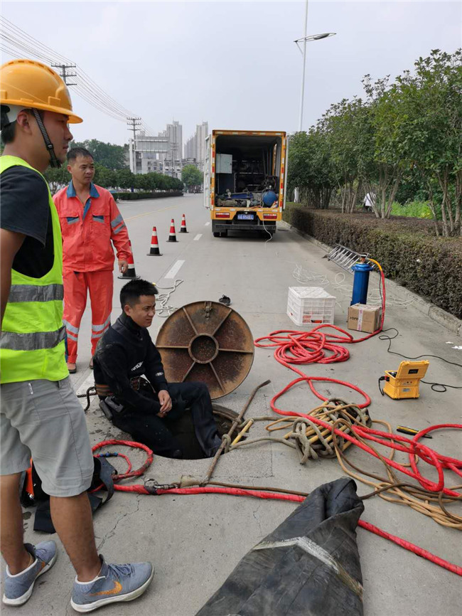 华容翻衬法管道修复技术主要工序